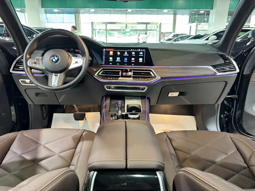 BMW X5 2022 xDrive 40Li Premium M Sport
