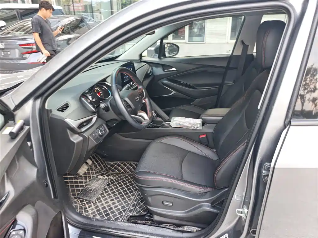 Chevrolet Volando — миниатюра 3