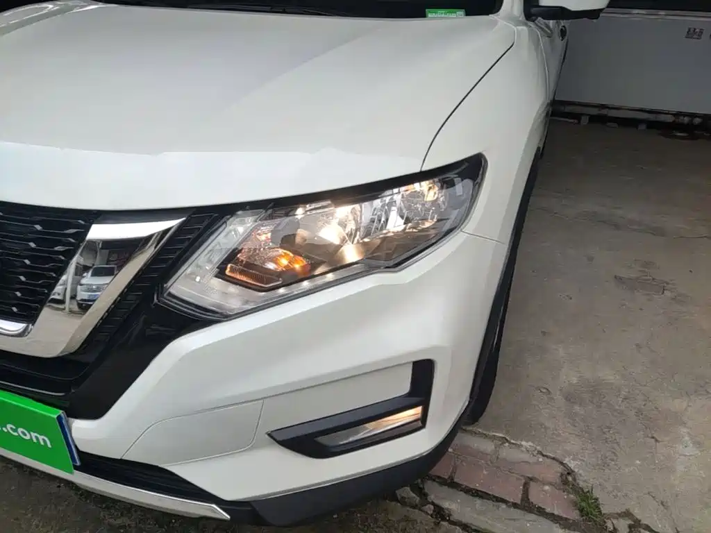 Nissan X-Trail — миниатюра 24