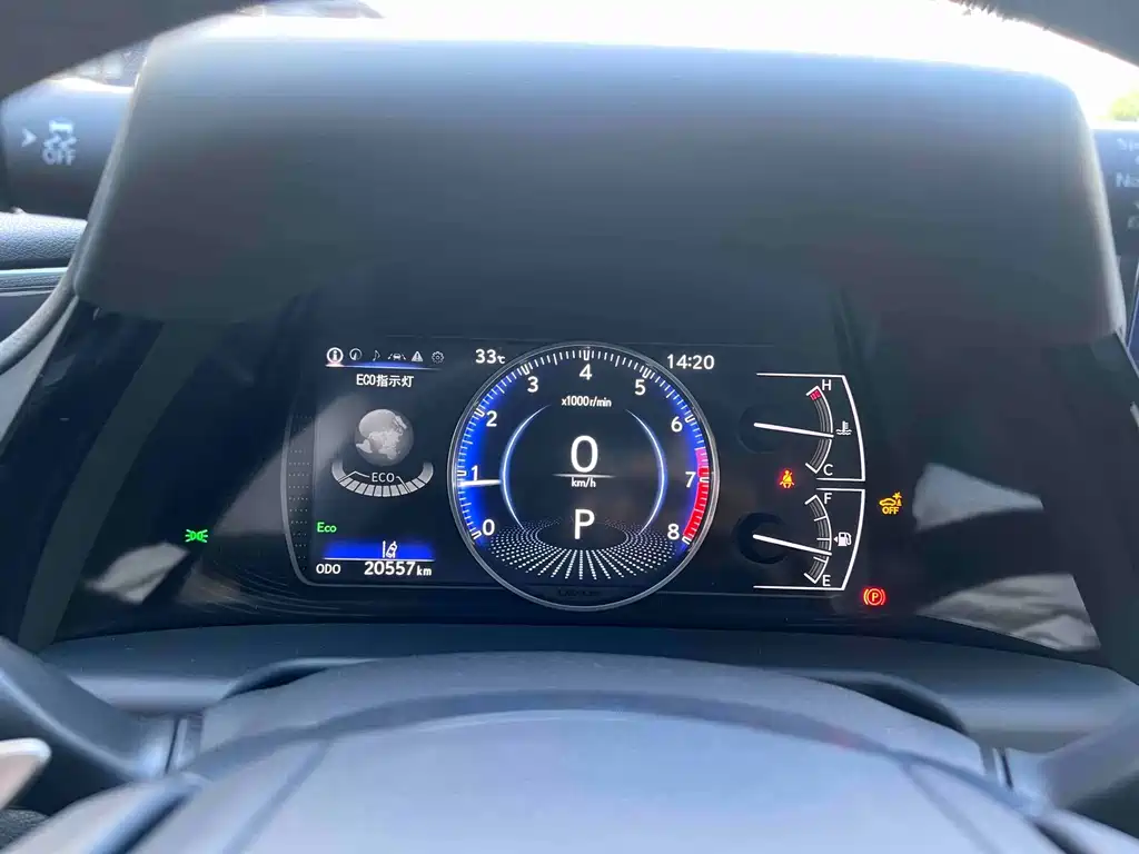 Lexus ES — миниатюра 10