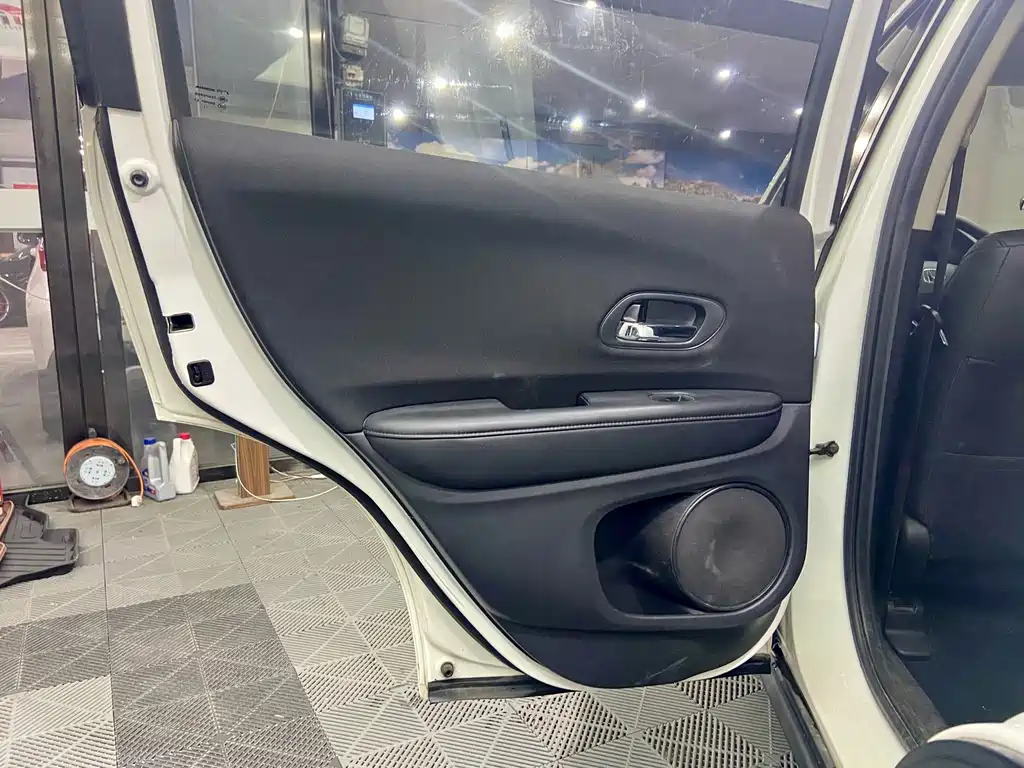 Honda Vezel — миниатюра 13