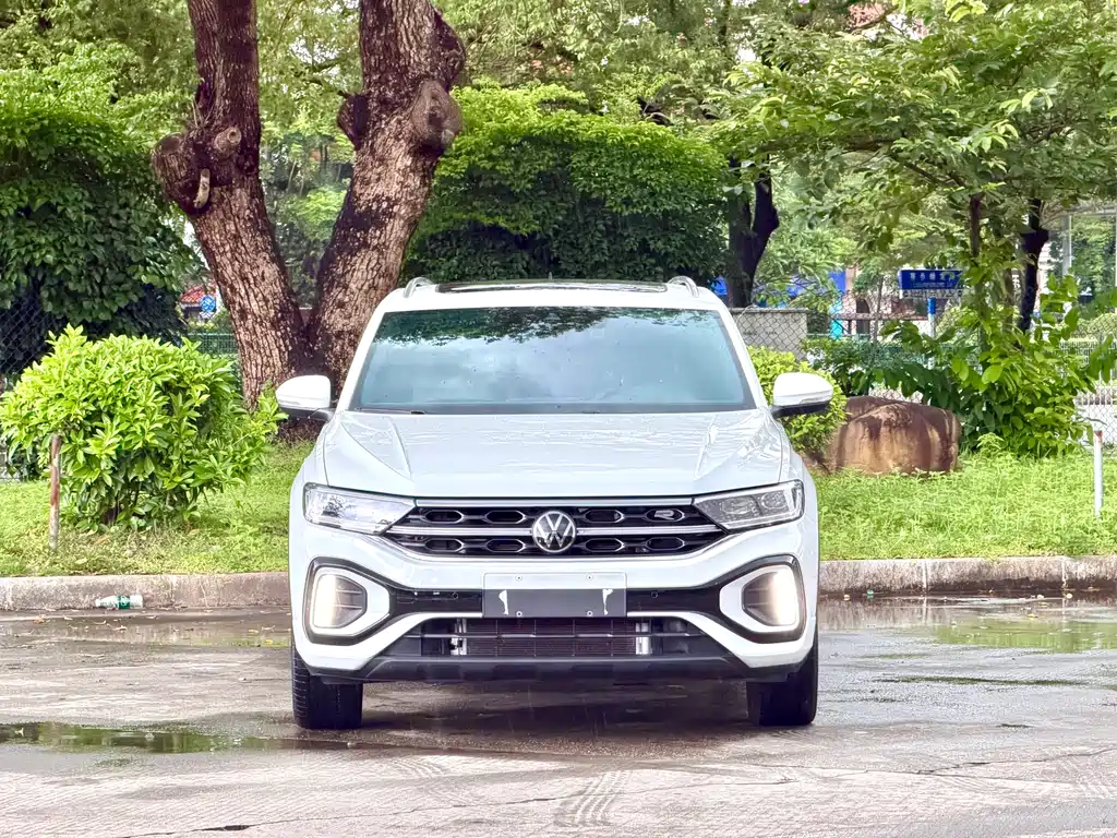 Volkswagen T-Roc 2024 300TSI DSG