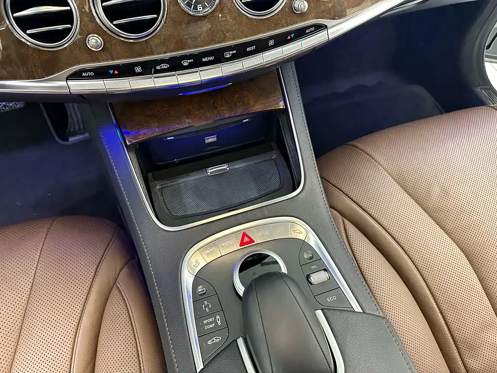 Mercedes-Benz S-Class — миниатюра 20