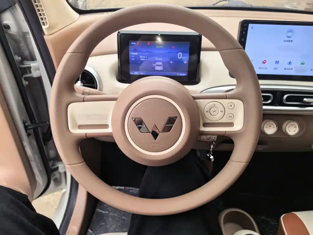 Wuling MINIEV — миниатюра 11