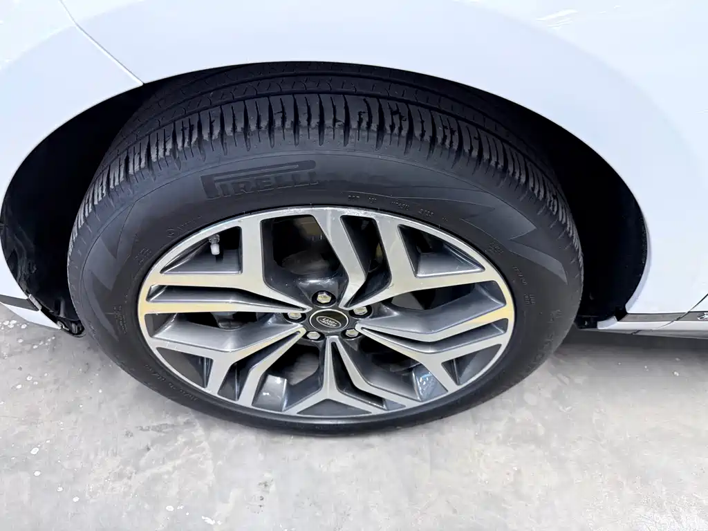 Land Rover Evoque — миниатюра 5