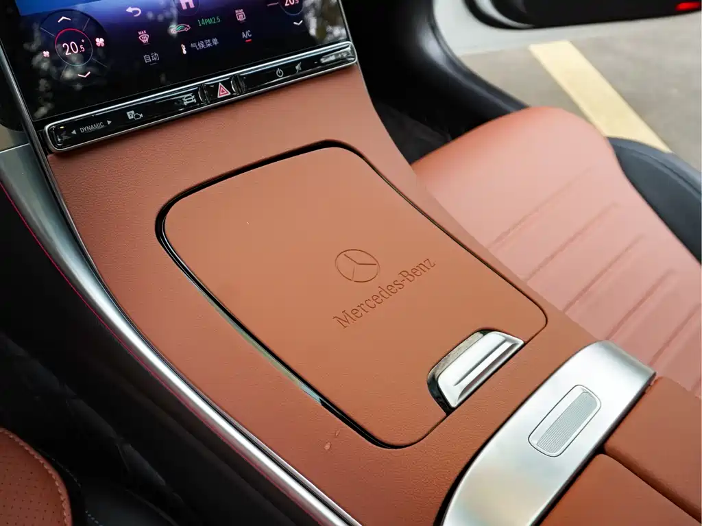 Mercedes-Benz C-Class — миниатюра 13