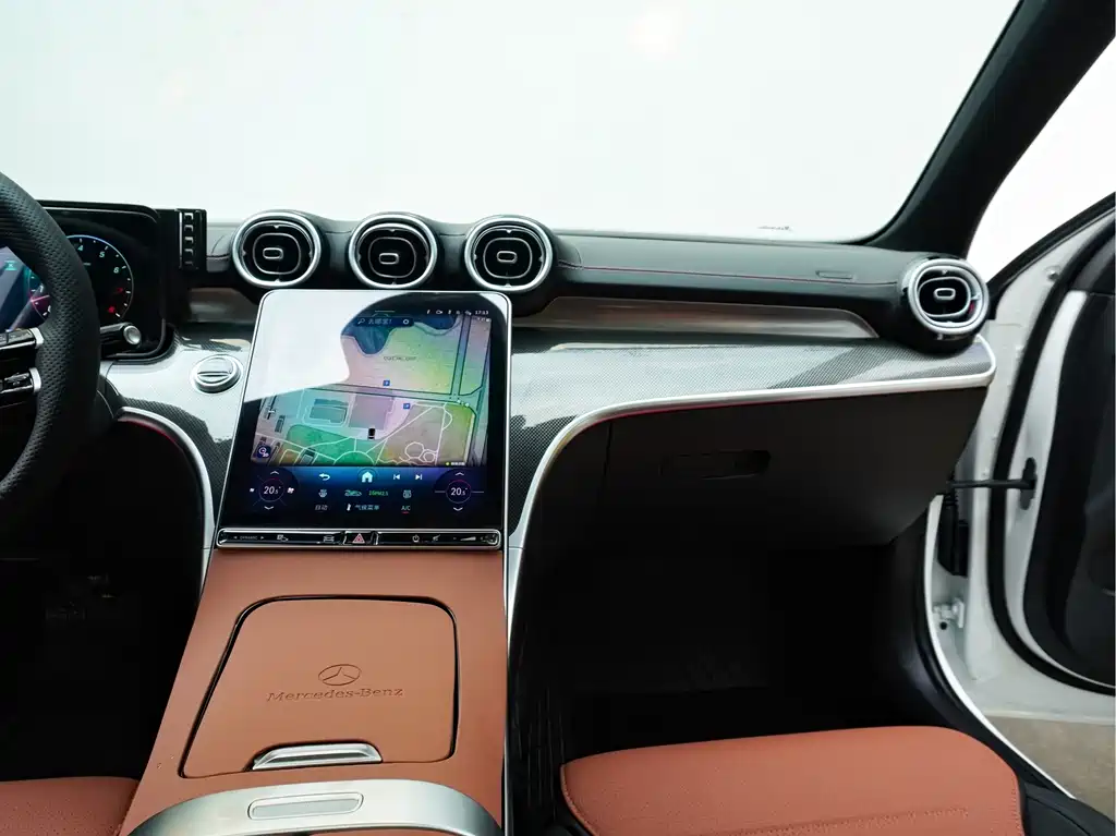 Mercedes-Benz C-Class — миниатюра 22