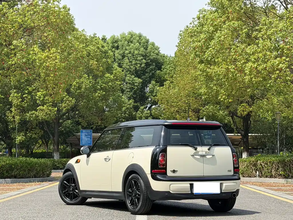 MINI Mini Clubman — миниатюра 6