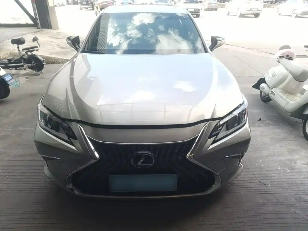 Lexus ES — миниатюра 3