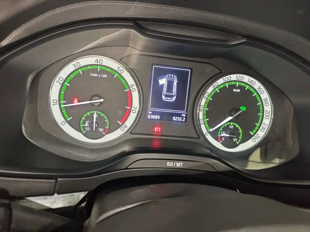 Skoda Karoq — миниатюра 12