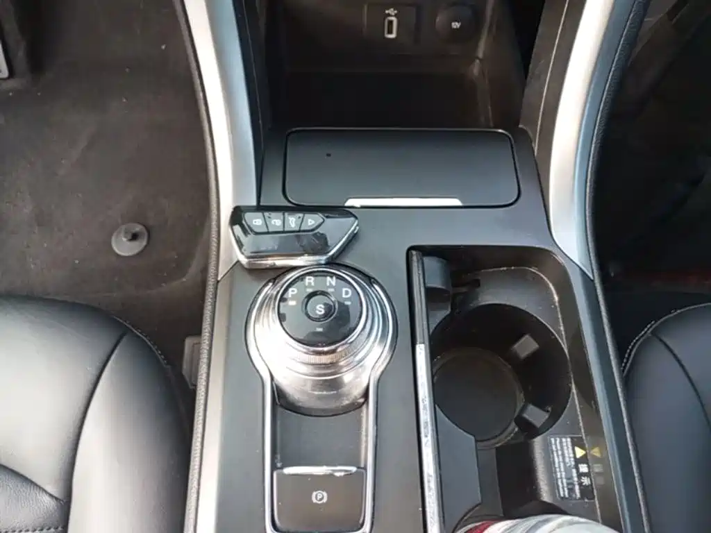 Ford Mondeo — миниатюра 14