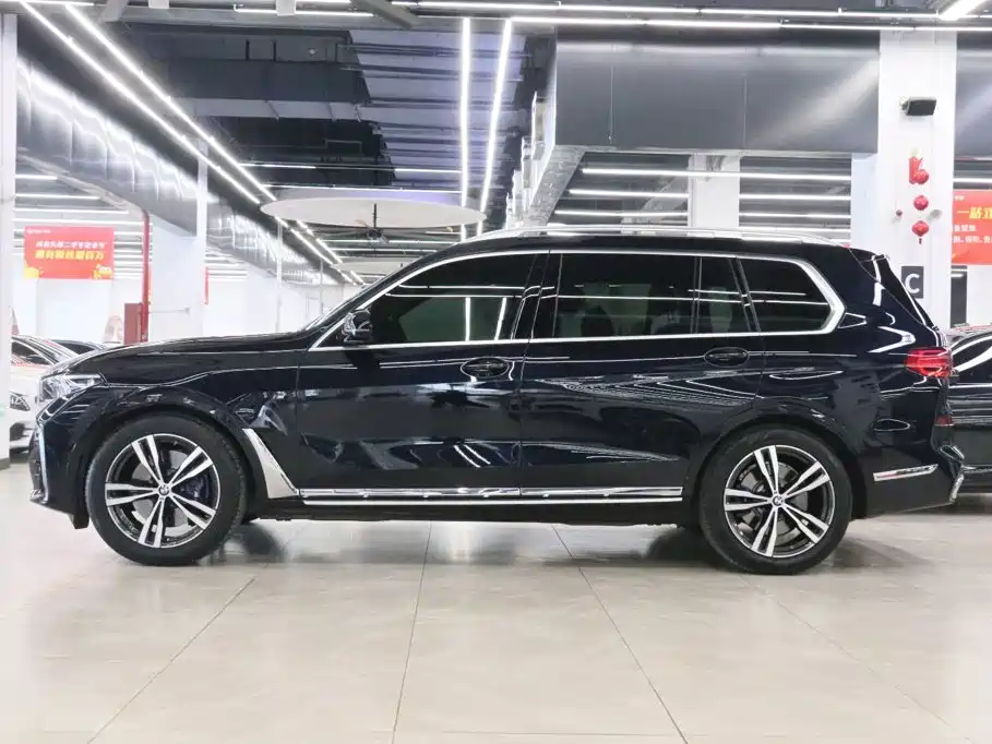 BMW X7 — миниатюра 3