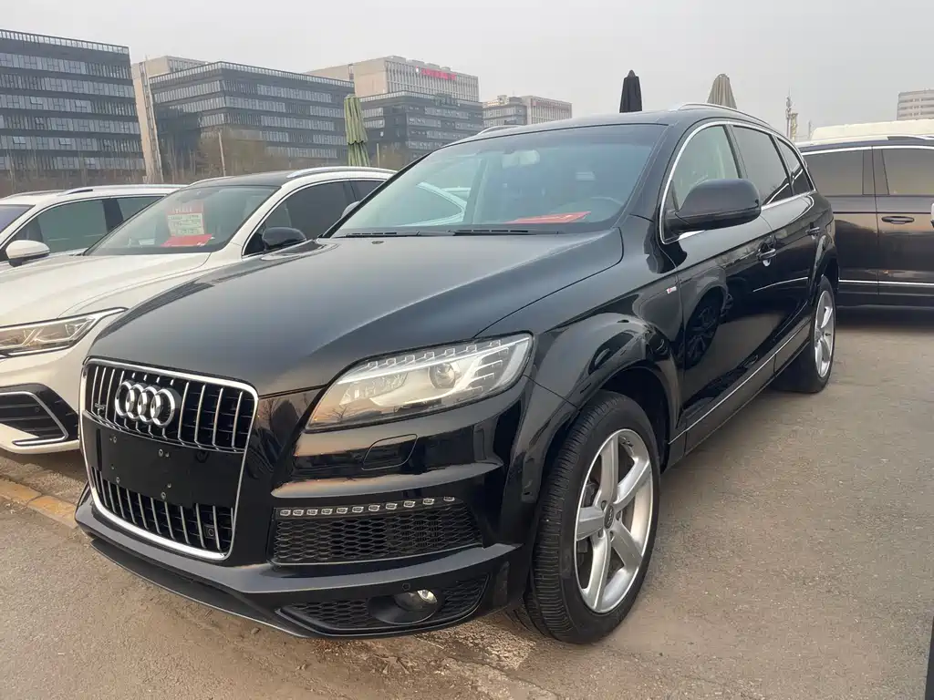 Audi Q7 2013
