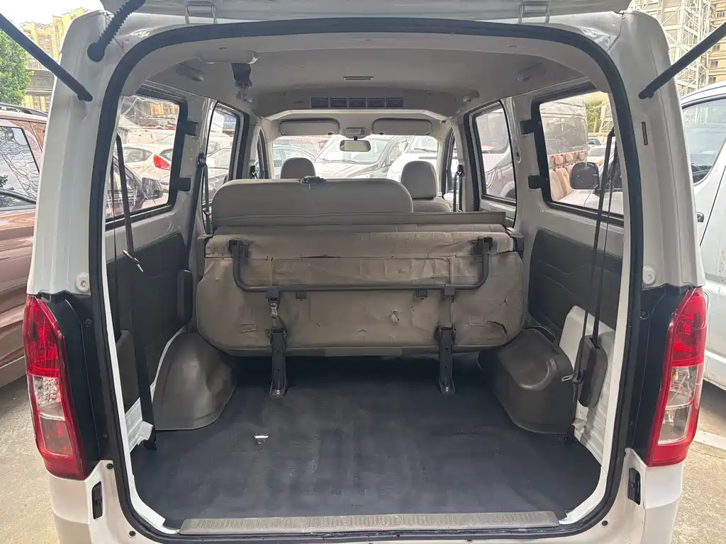 Wuling RongguangV V 2016 1.2L