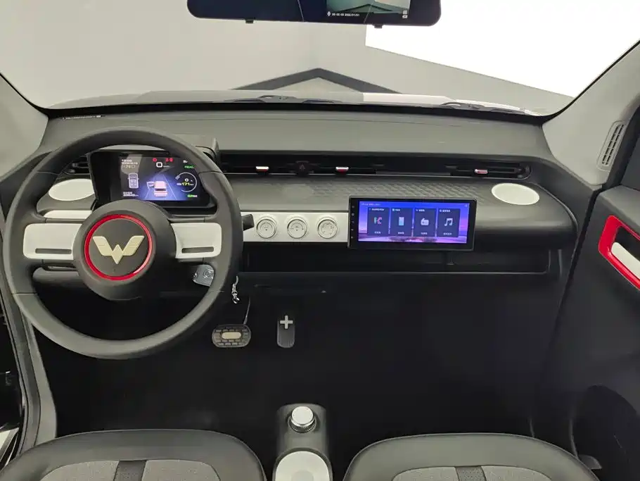 Wuling MINIEV — миниатюра 12