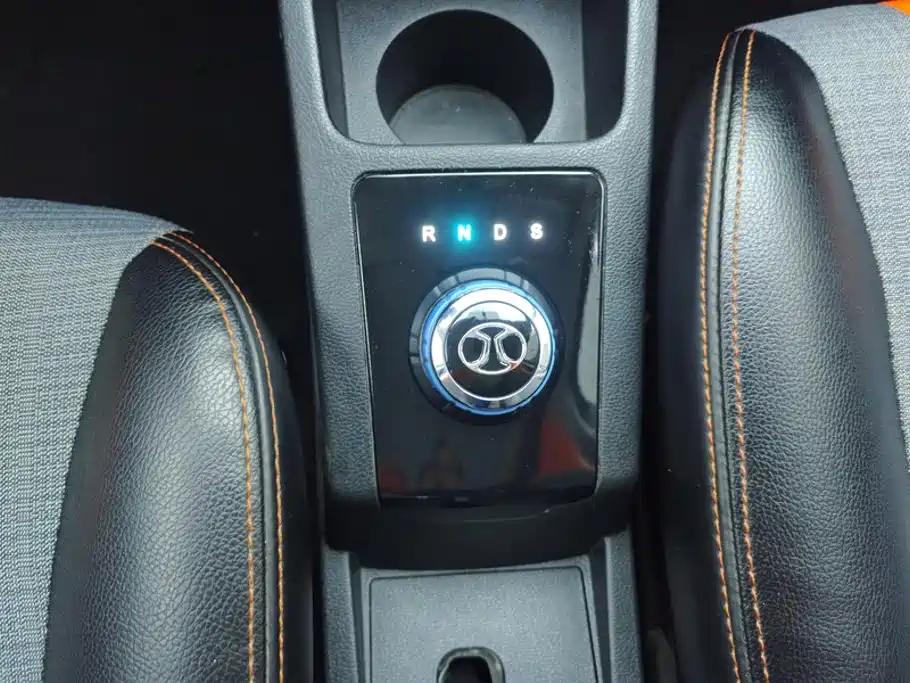 BAIC New Energy EC — миниатюра 16