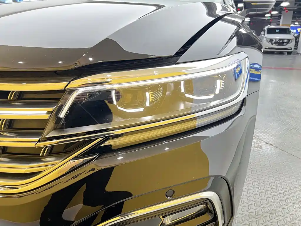 Volkswagen Phideon — миниатюра 8