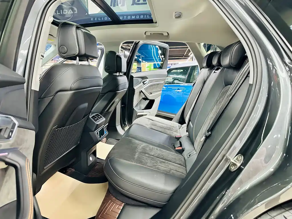 Audi e-tron — миниатюра 25