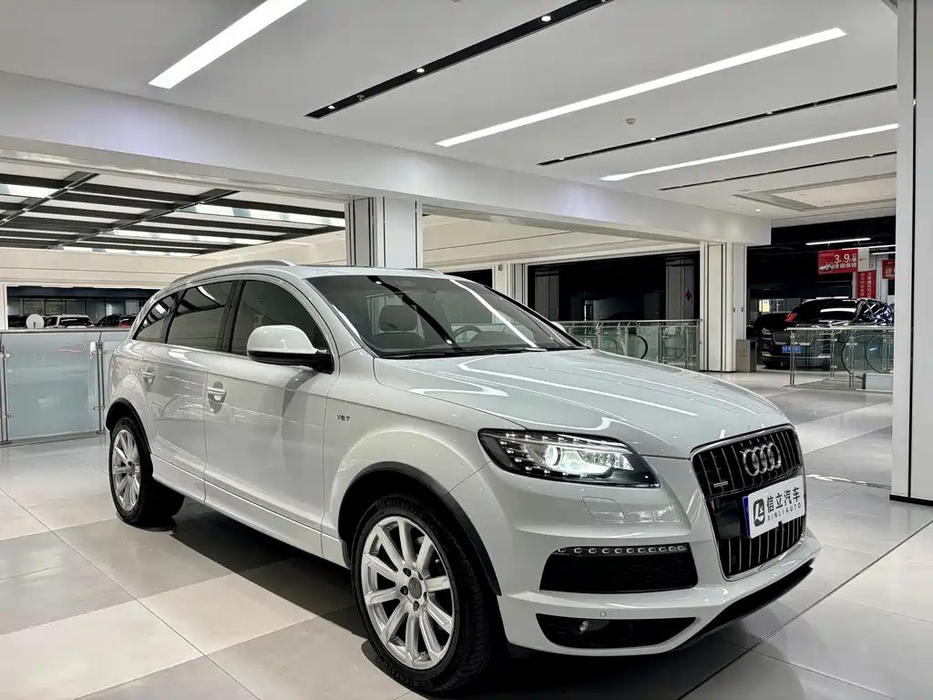 Audi Q7 — миниатюра 3