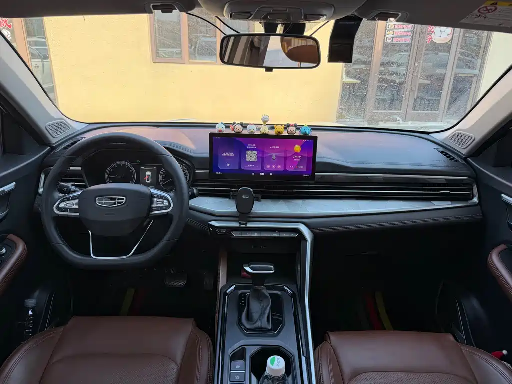Geely Vision X6 — миниатюра 9