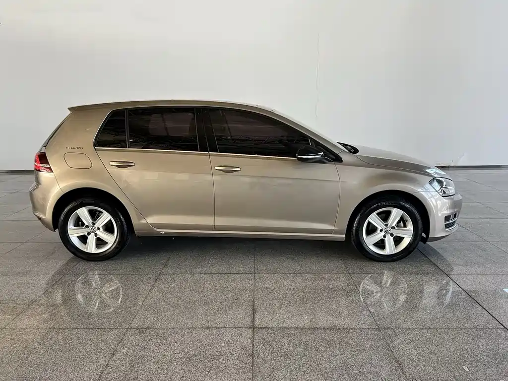 Volkswagen Golf — миниатюра 29