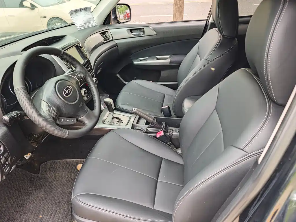 Subaru Forester Classic 2.5XS Auto Luxury Navigation Edition, фото 5