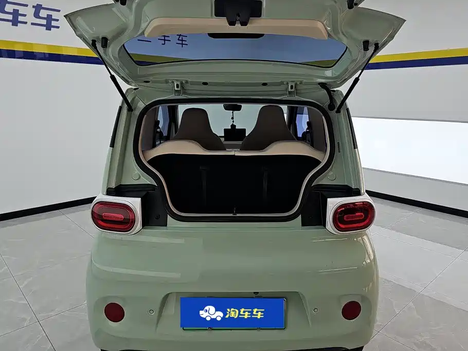 Wuling MINIEV — миниатюра 4