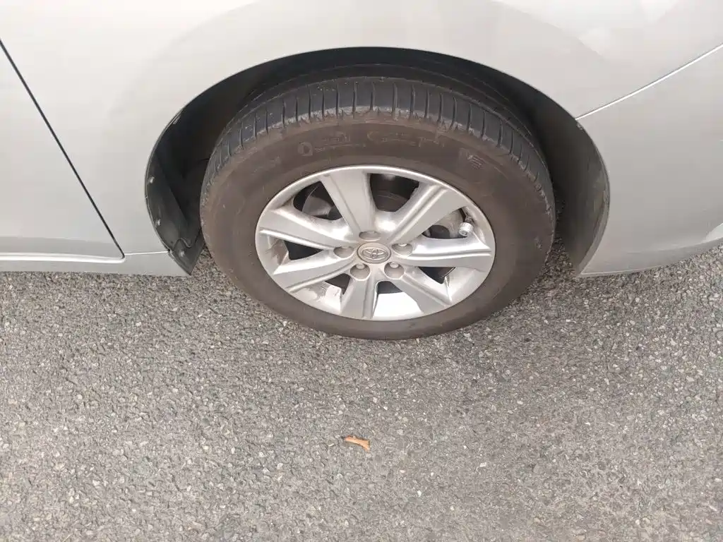 Toyota Verso — миниатюра 8