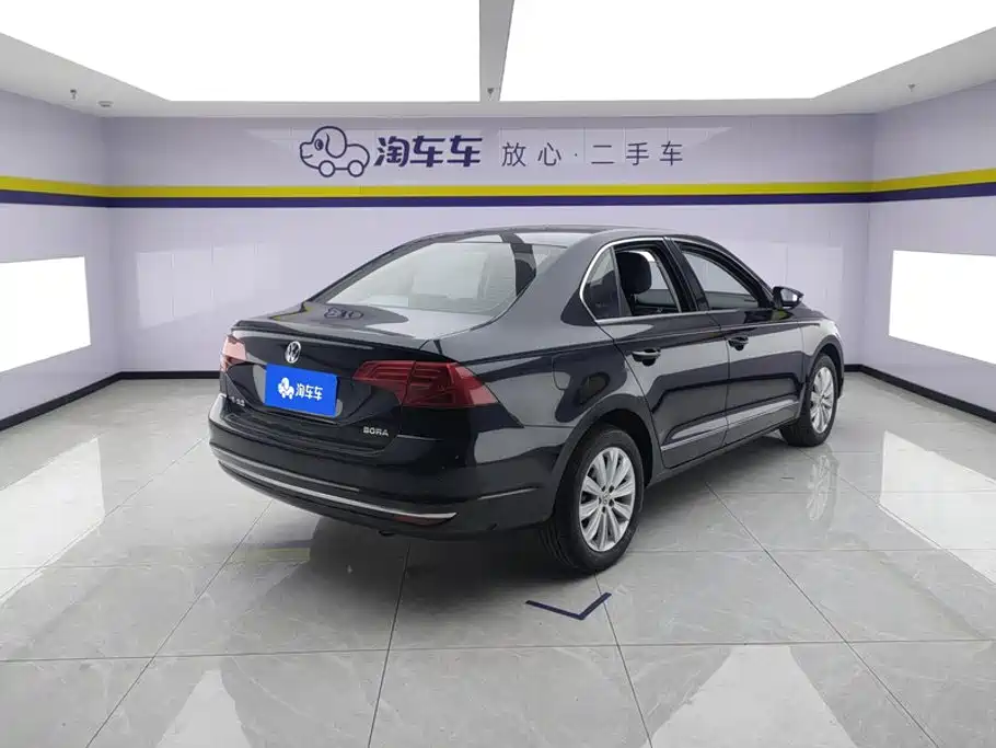 Volkswagen Bora — миниатюра 3