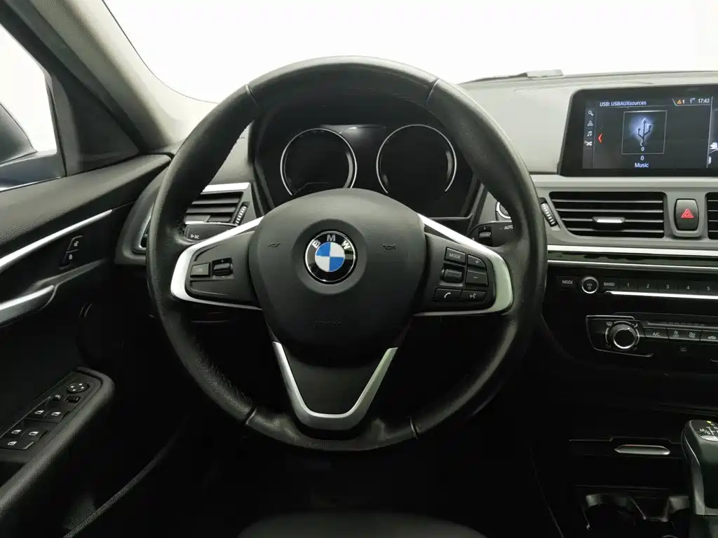 BMW 1 Series — миниатюра 11