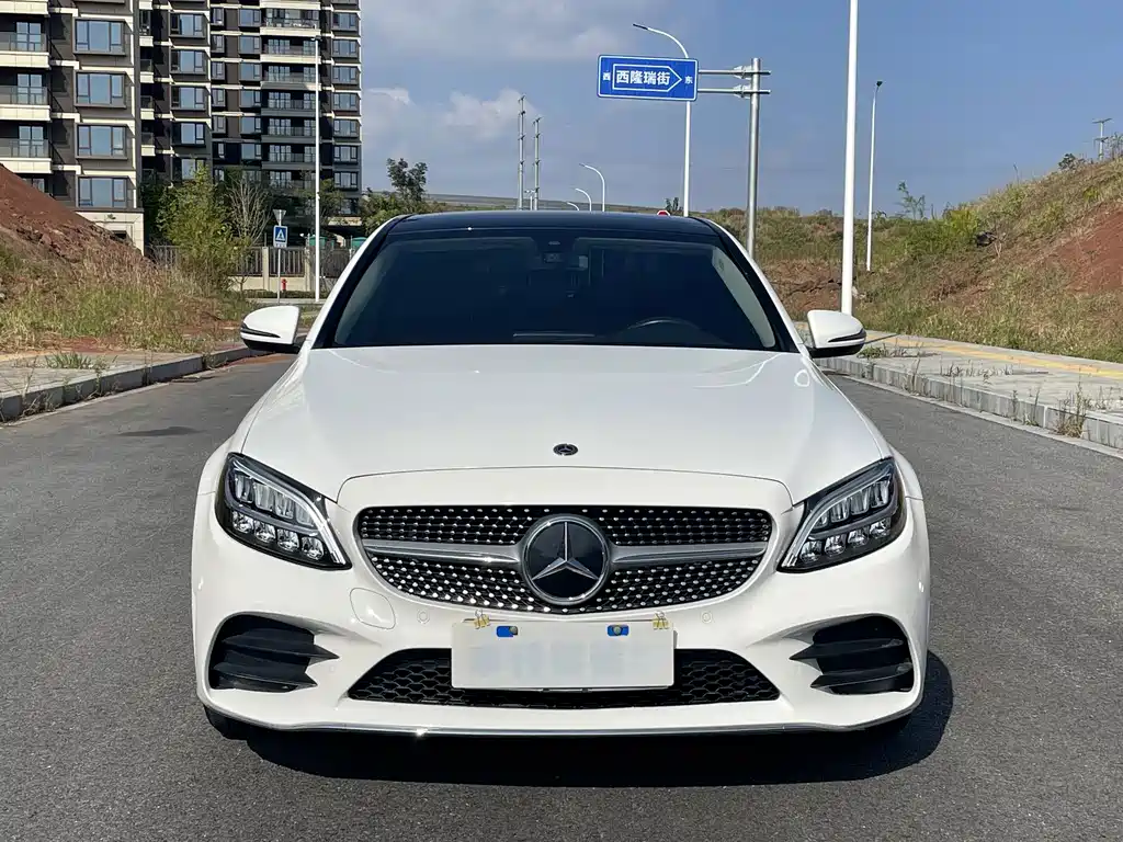 Mercedes-Benz C-Class — миниатюра 2