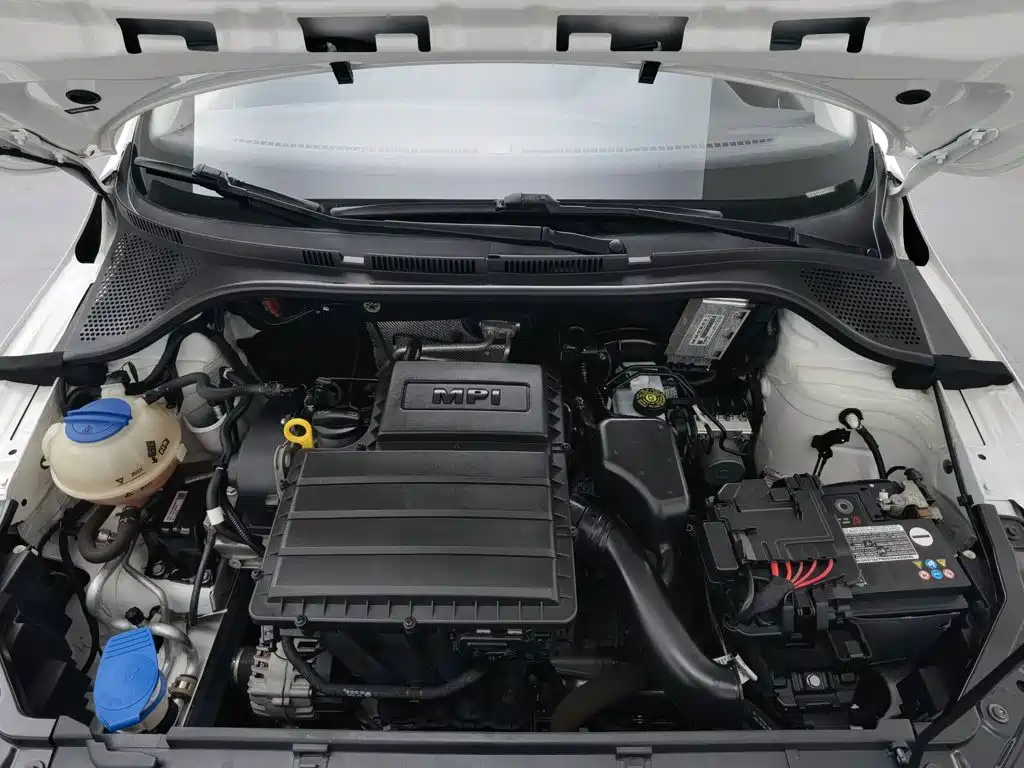 Skoda Rapid — миниатюра 6