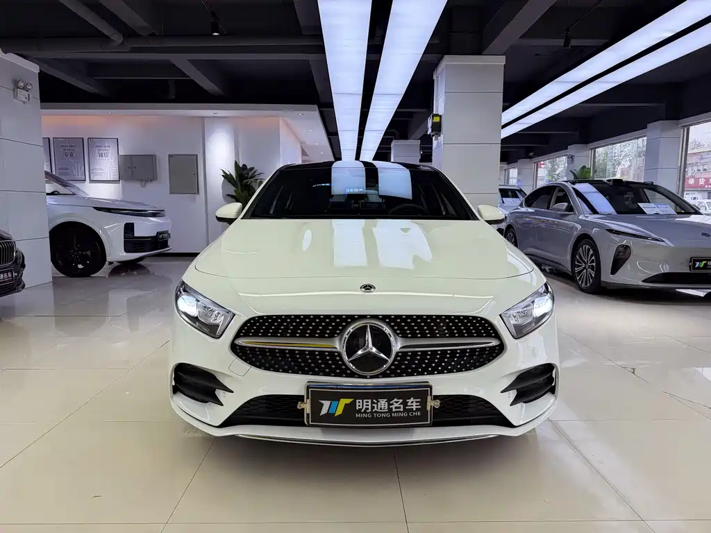 Mercedes-Benz A-Class — миниатюра 2