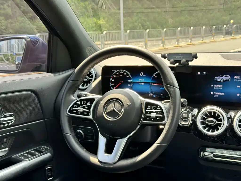 Mercedes-Benz EQA — миниатюра 8