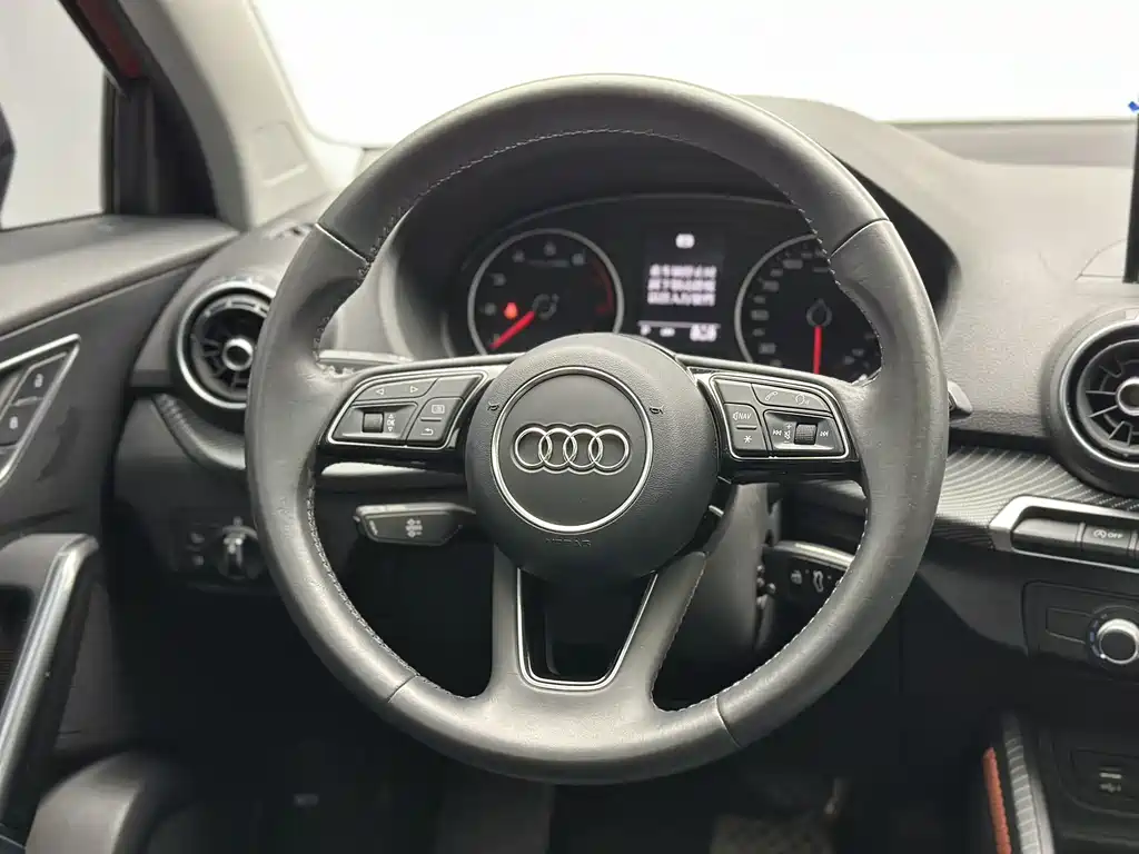 Audi Q2L — миниатюра 16