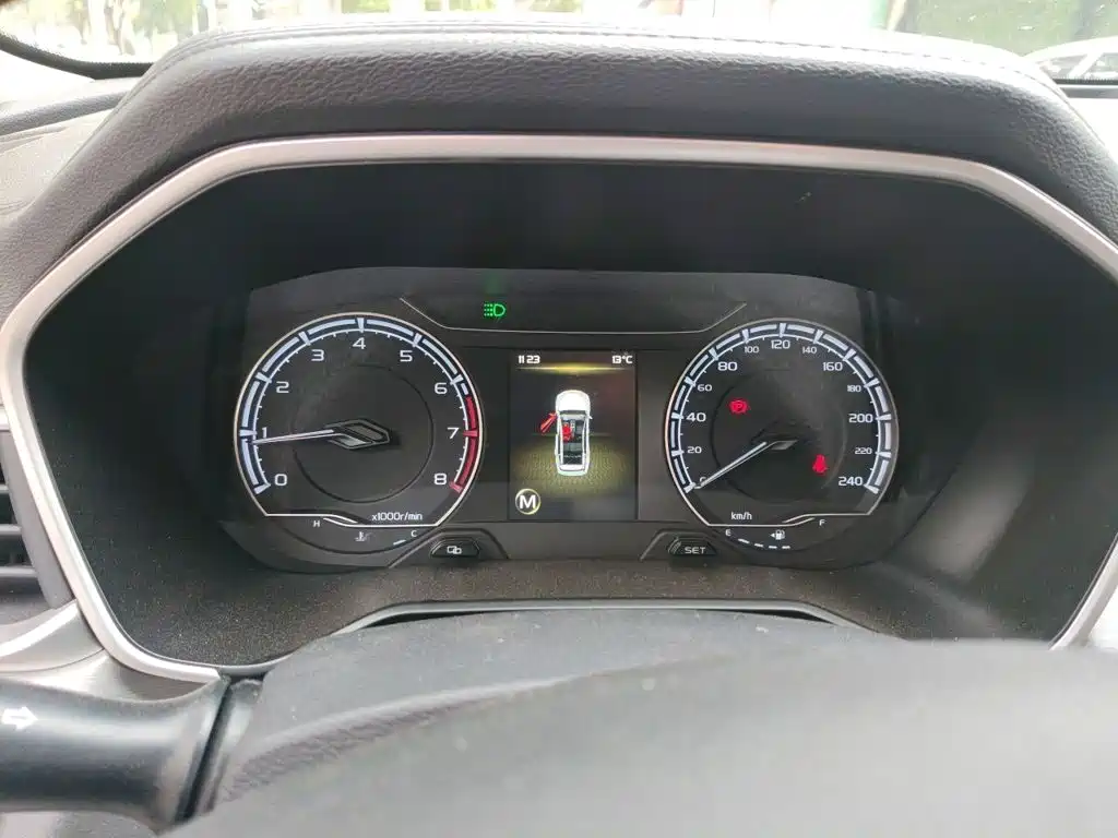 Geely Vision X6 — миниатюра 4