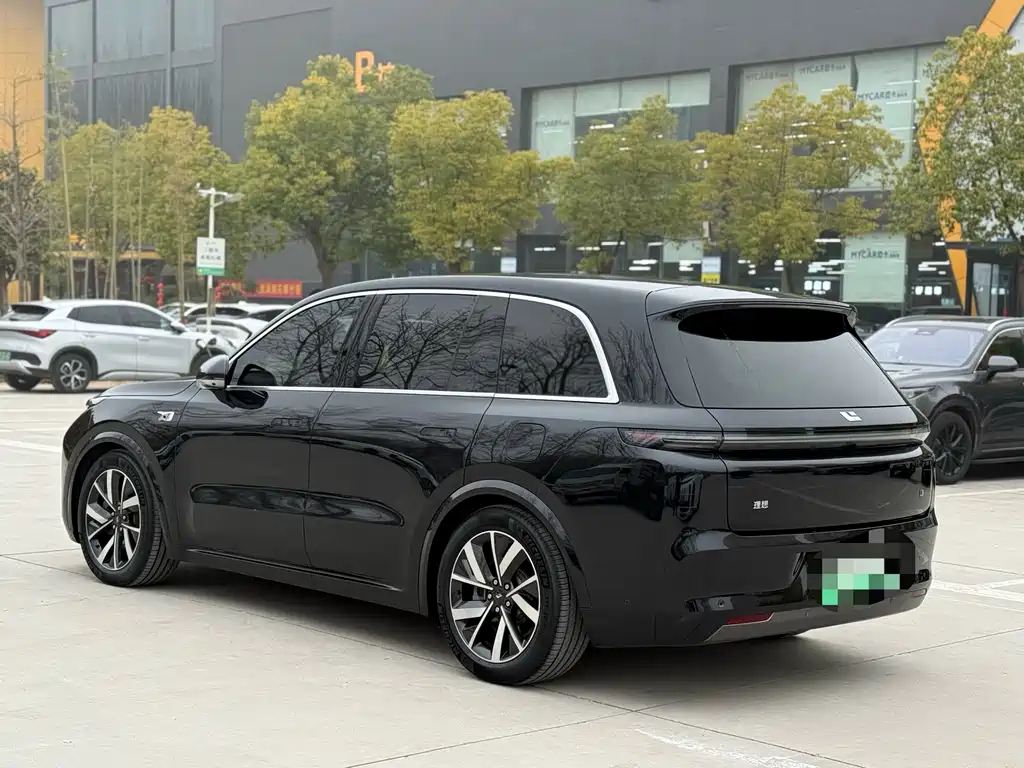 Li Auto IDEAL L8