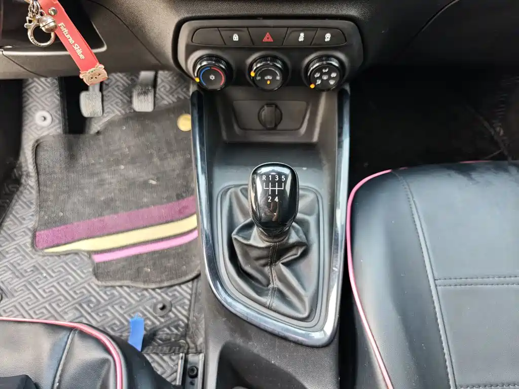 Chevrolet Cavalier — миниатюра 14