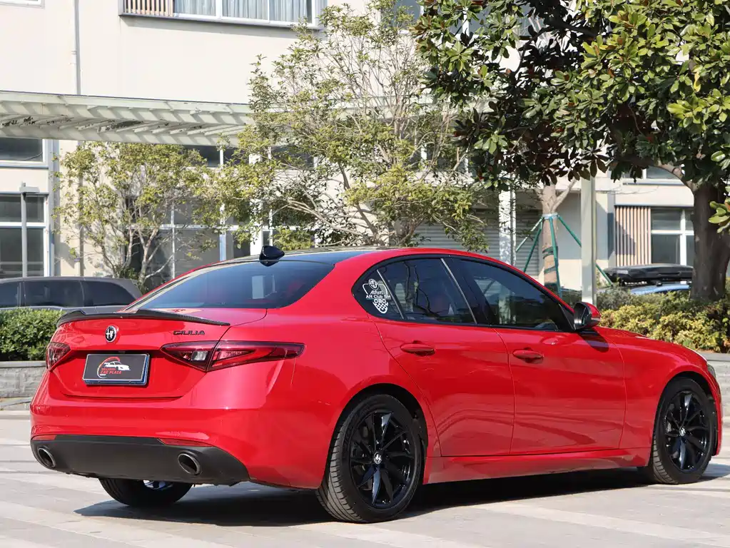 ALFA ROMEO GIULIA