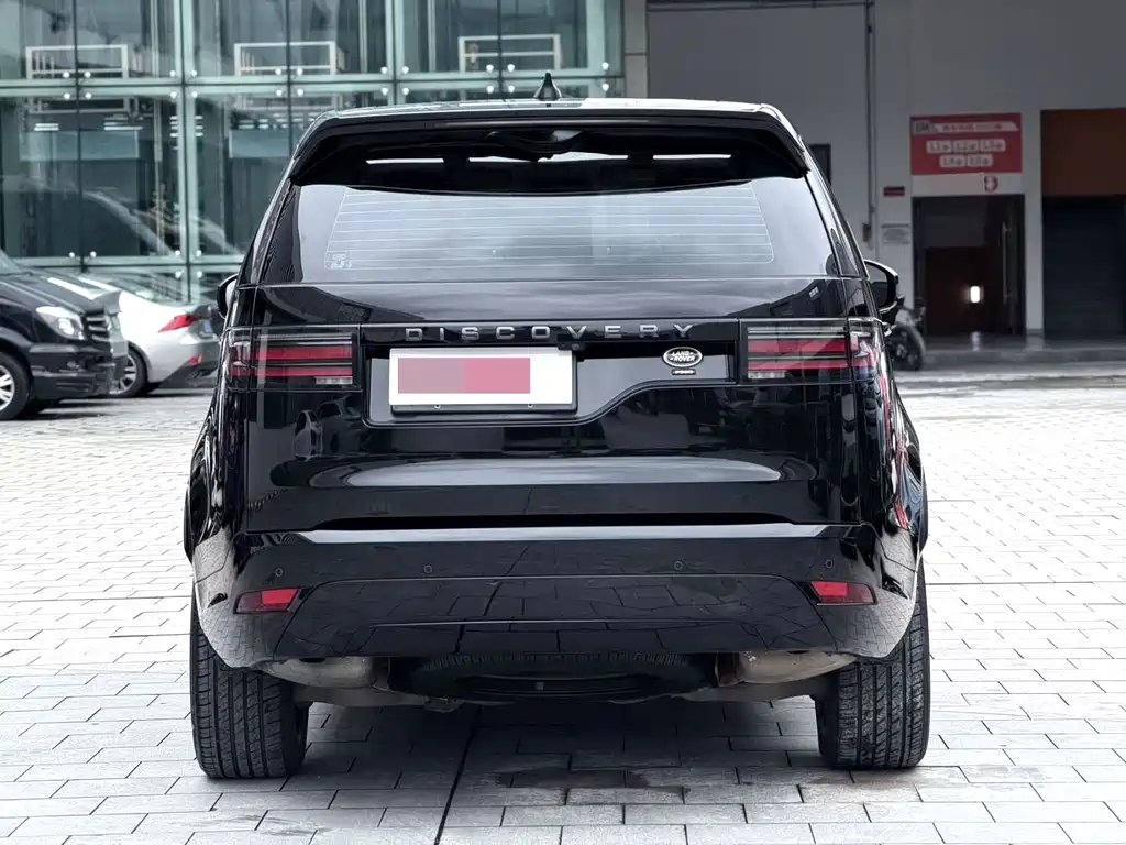 Land Rover Discovery — миниатюра 8