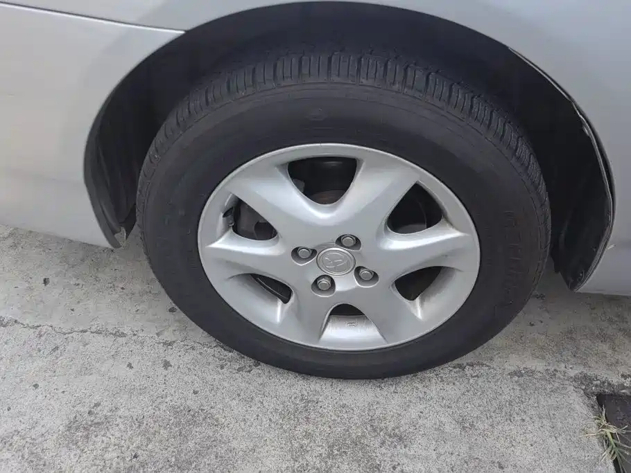 Toyota Corolla — миниатюра 6