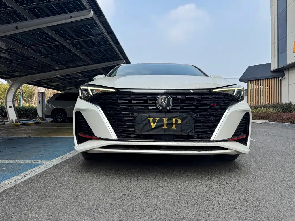 Changan Eado 2023 Enjoy PLUS NE 1.4T GDI DCT Luxury