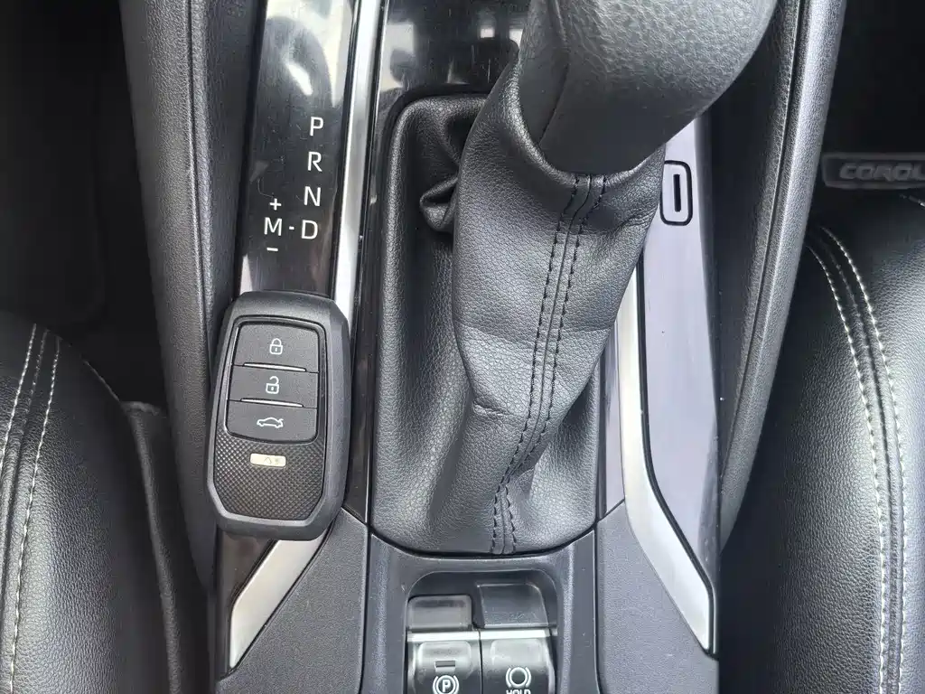 Toyota Corolla — миниатюра 13