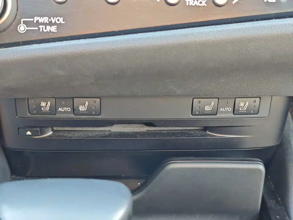 Lexus ES — миниатюра 12