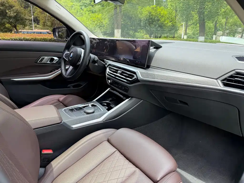 BMW 3 Series — миниатюра 11