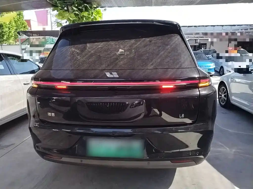 Li Auto L8 2023 Pro