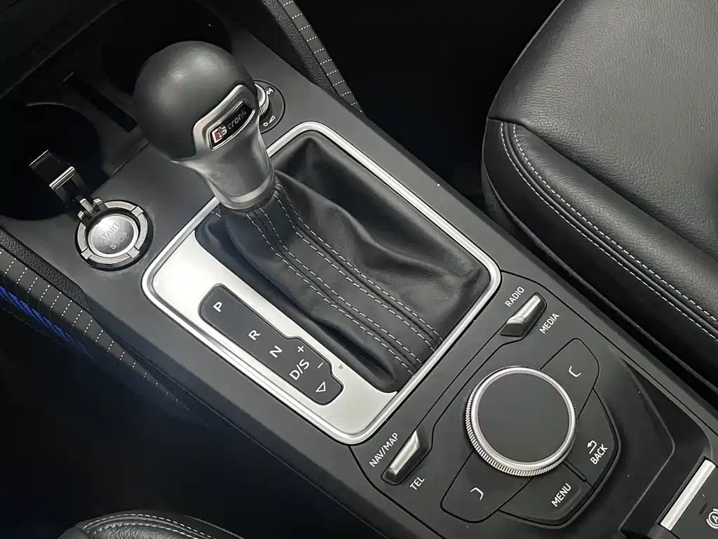 Audi Q2L — миниатюра 13
