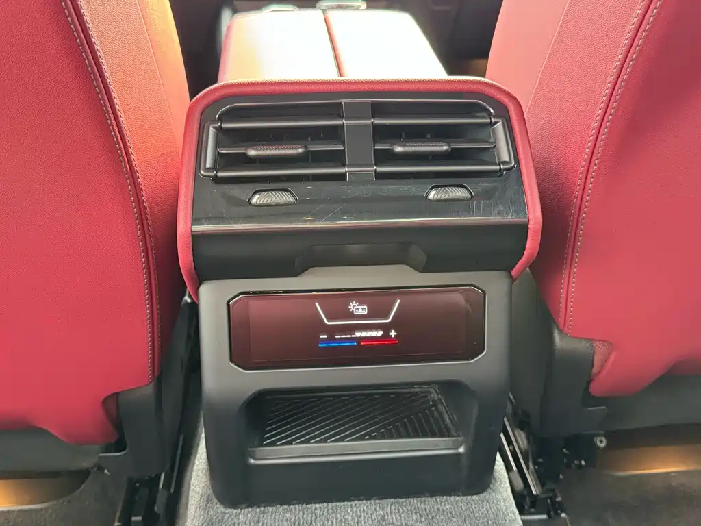 BMW 5 Series — миниатюра 23