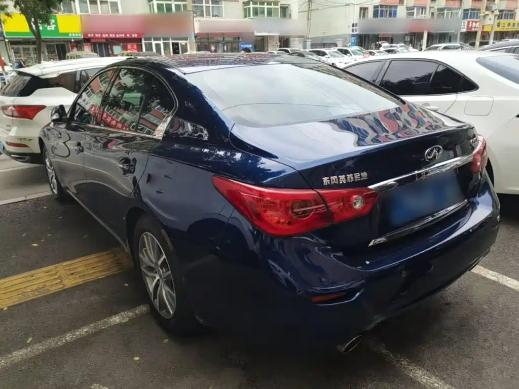 Infiniti Q50L 2016 2.0T Enjoy