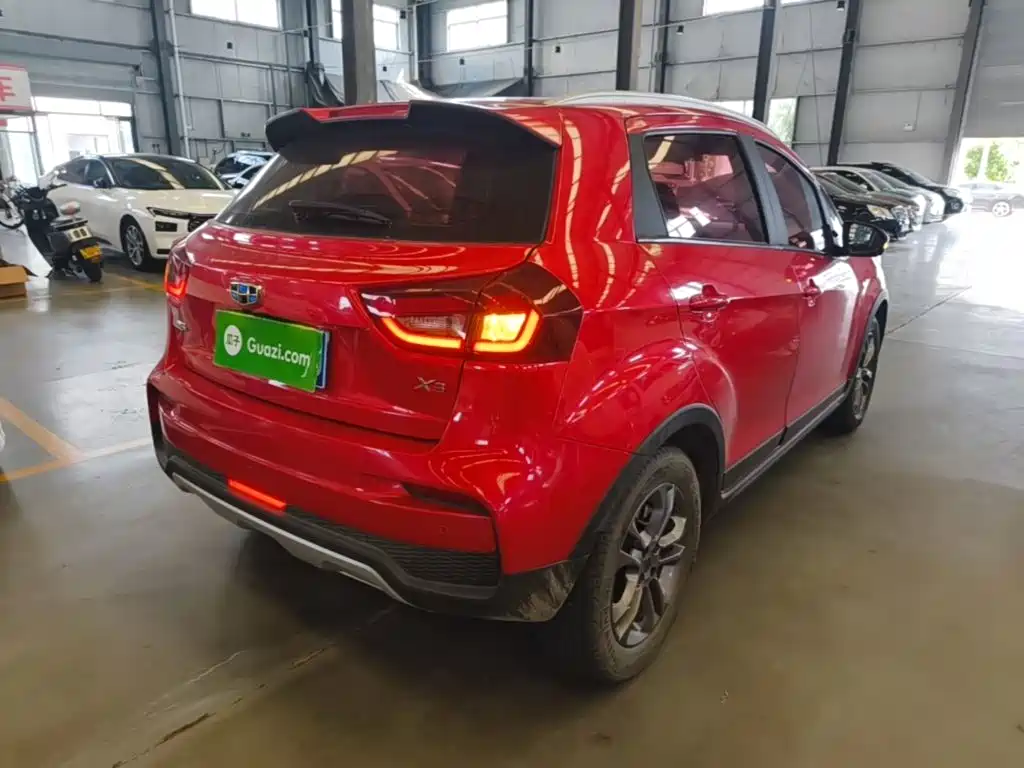 Geely Vision X3 — миниатюра 7